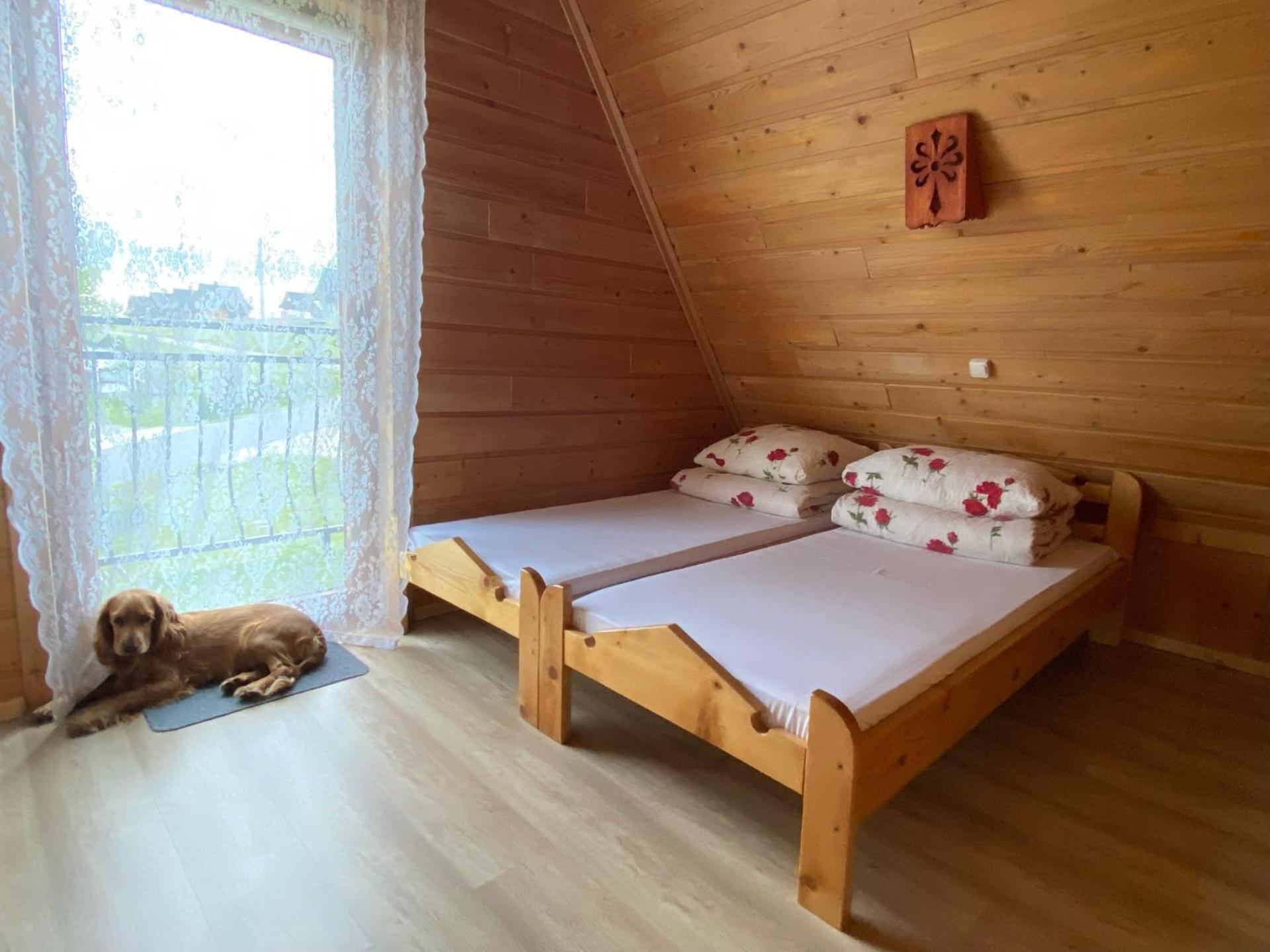 Pokoje Na Bachledowce Czerwienne Luaran gambar